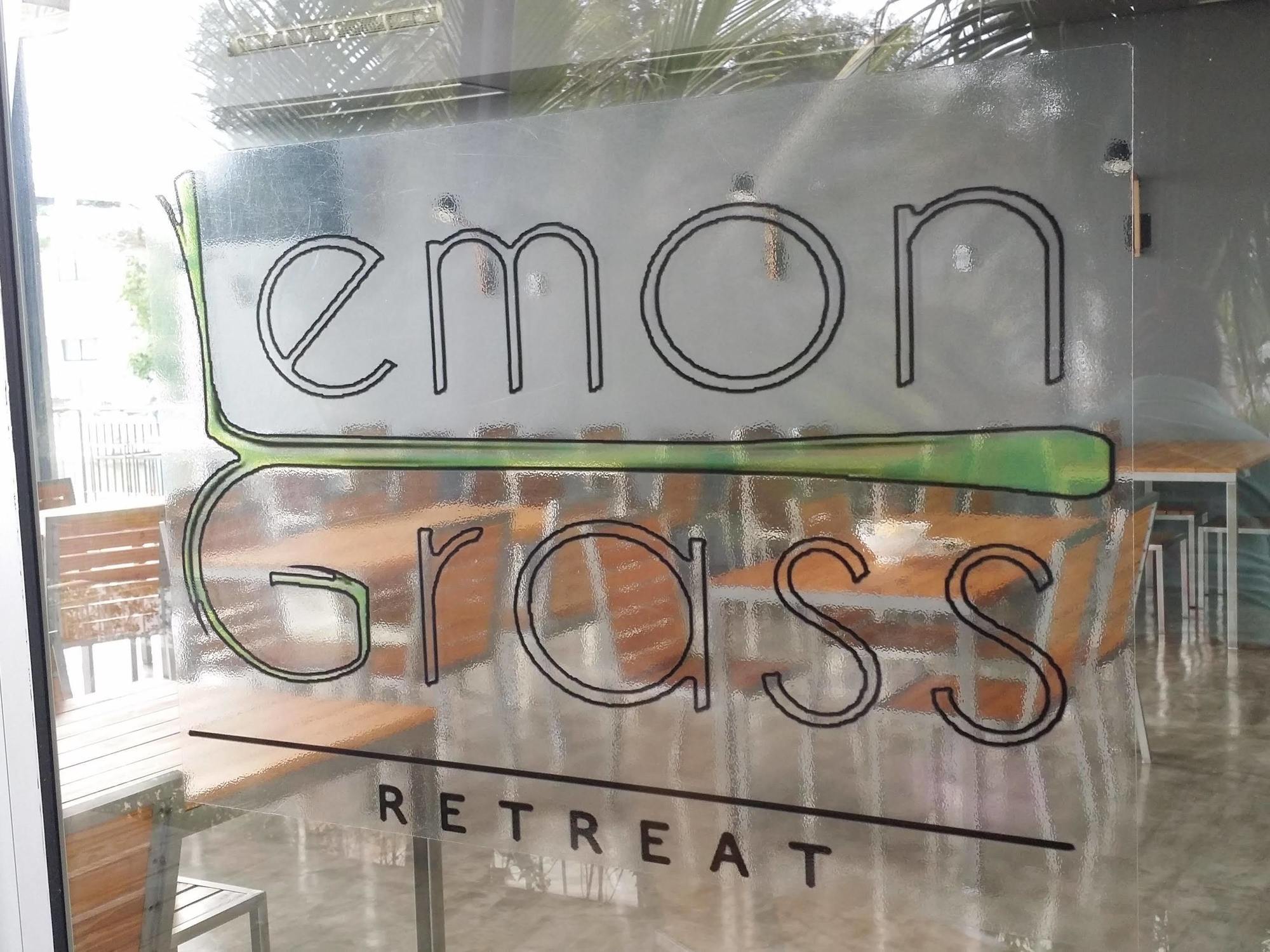 Lg Lemon Grass Hotell Na Chom Thian Eksteriør bilde